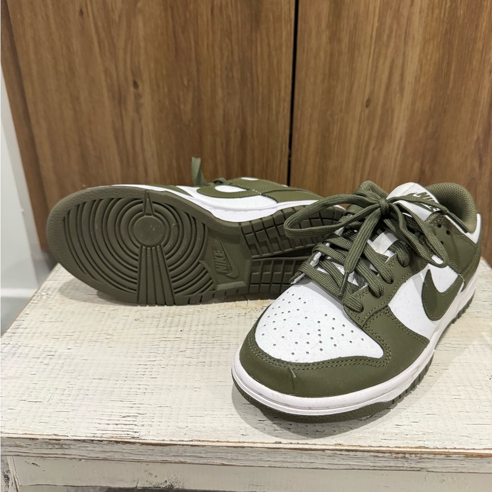 Nike Dunk Low Olive and White - Picture 3 of 4